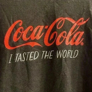 Coca-Cola “I tasted the World “ Orlando Graphic Tshirt in black NWT Men’s Large